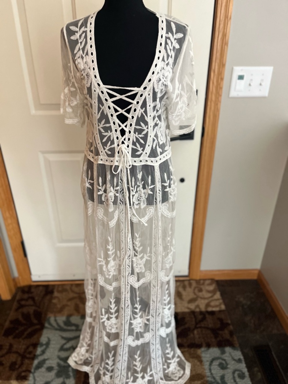 Women’s sheer embroidered corset top ethereal boho duster cover up. Small/medium